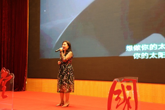 20200730第一期道德讲堂 (6)-演唱郑淇元.jpg 20200730第一期道德讲堂 (6)-演唱郑淇元.jpg